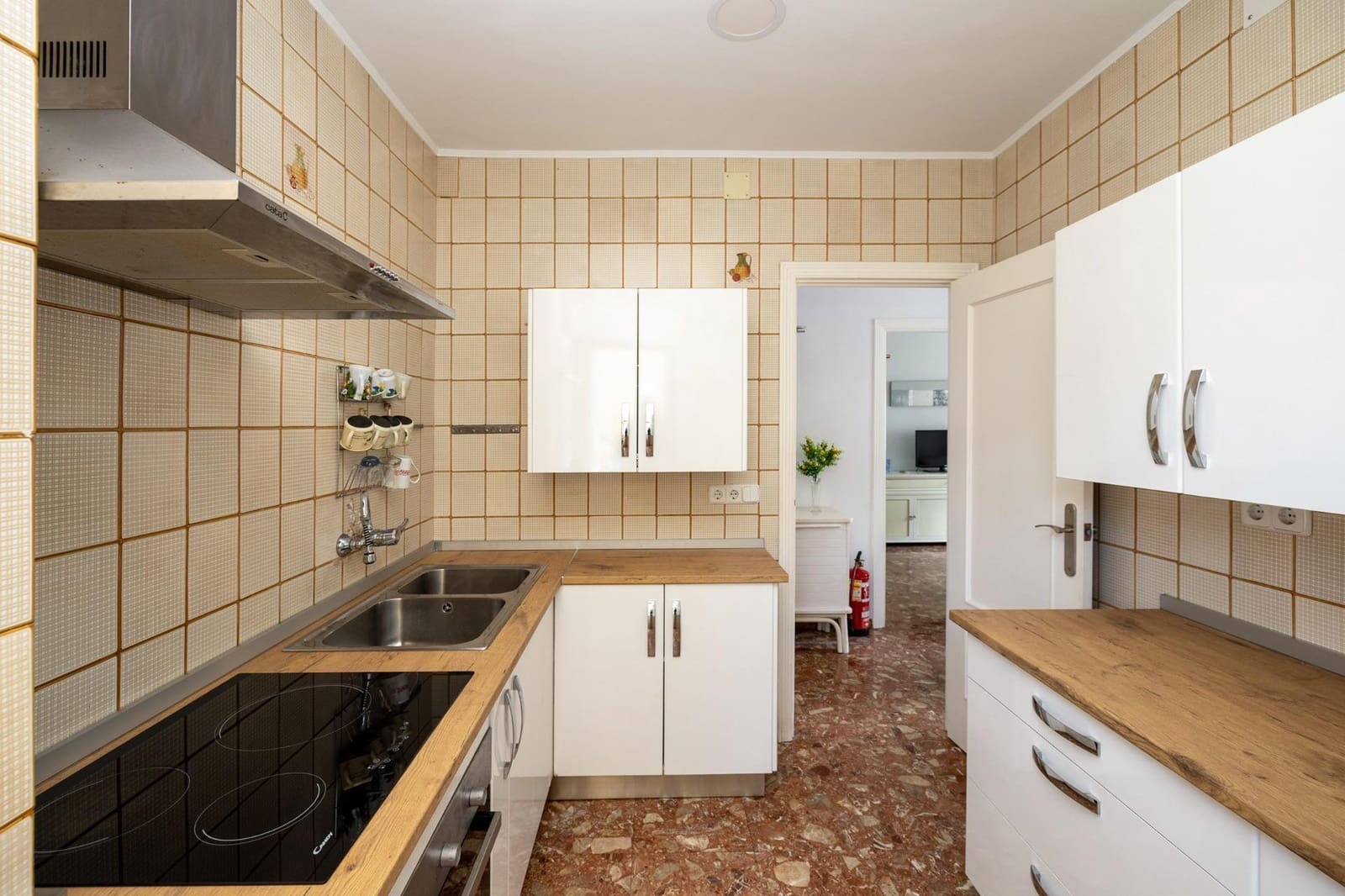 3 bedroom Villa for sale in Armilla with garage - € 235,000 (Ref: 10047059)