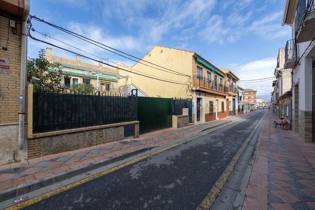 3 sovrum Villa till salu i Armilla med garage - 235 000 € (Ref: 10047059)