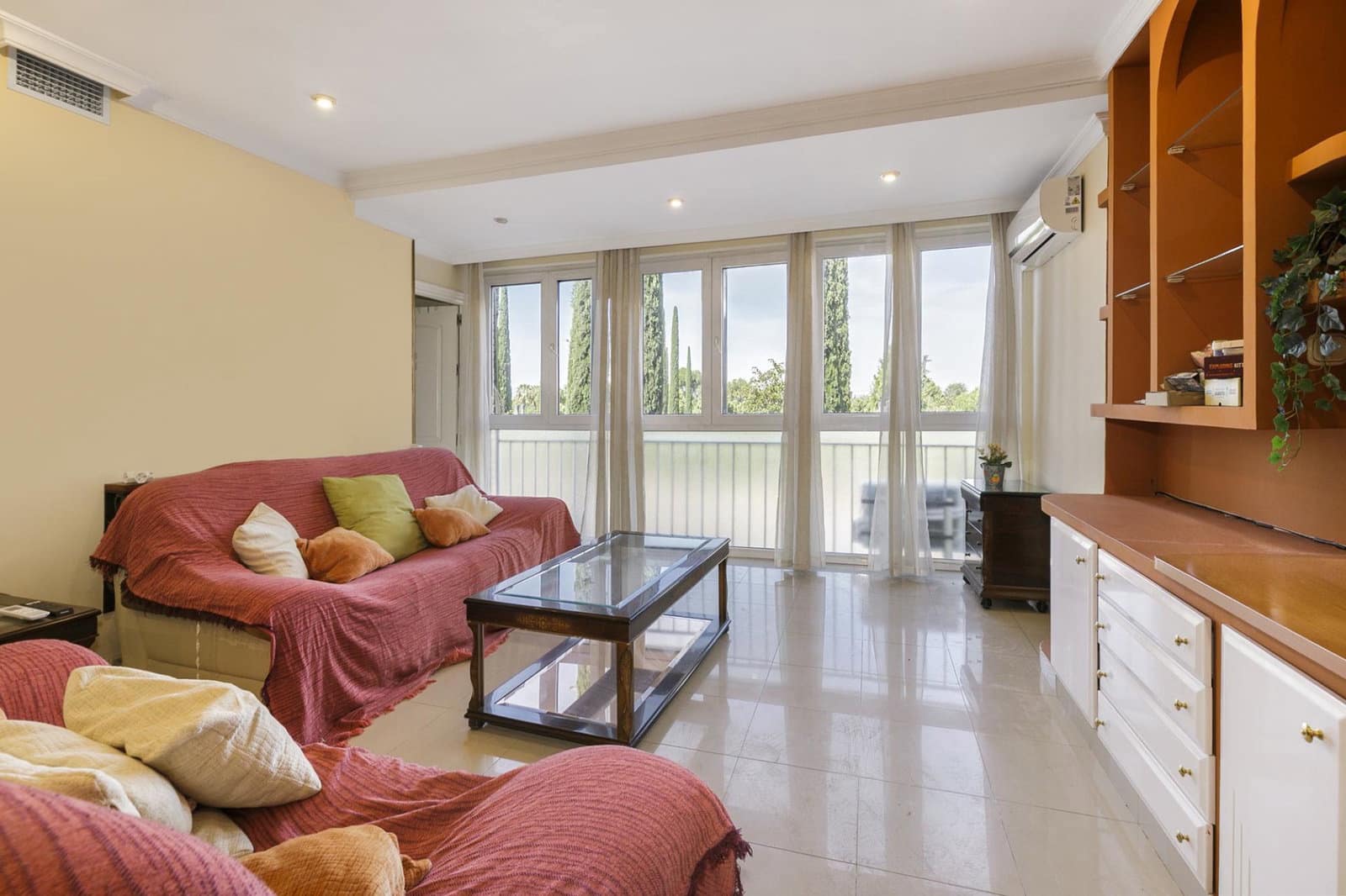 3 bedroom Apartment for sale in Granada city - € 370,000 (Ref: 10048254)