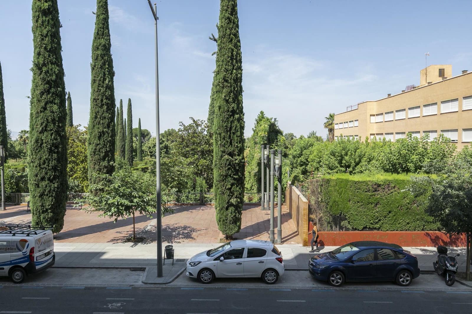 3 bedroom Apartment for sale in Granada city - € 370,000 (Ref: 10048254)