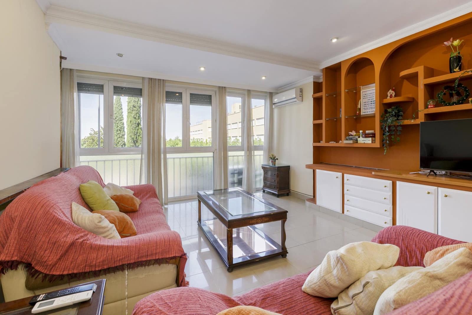 3 bedroom Apartment for sale in Granada city - € 370,000 (Ref: 10048254)
