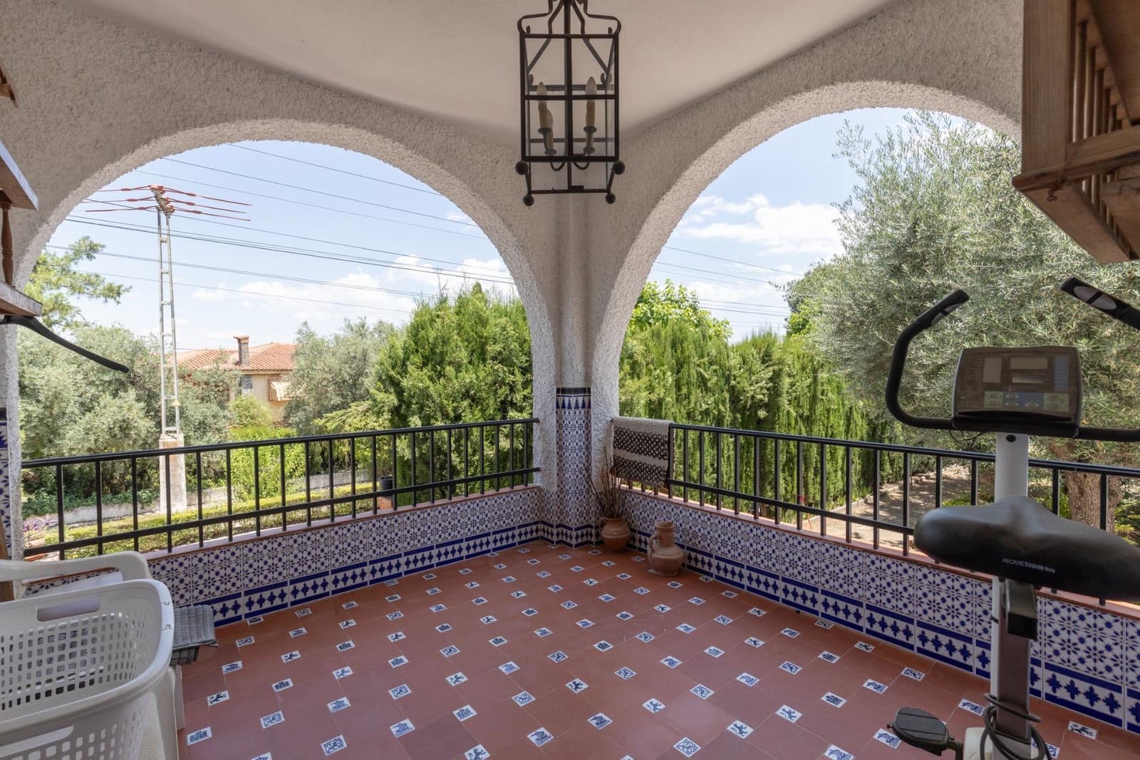 5 soverom Villa til salgs i Gojar med svømmebasseng garasje - € 445 000 (Ref: 10048255)