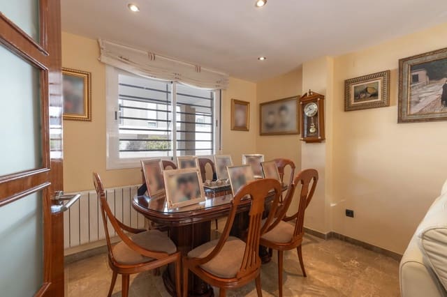 4 chambre Villa/Maison Mitoyenne à vendre à Armilla avec garage - 365 000 € (Ref: 10048257)
