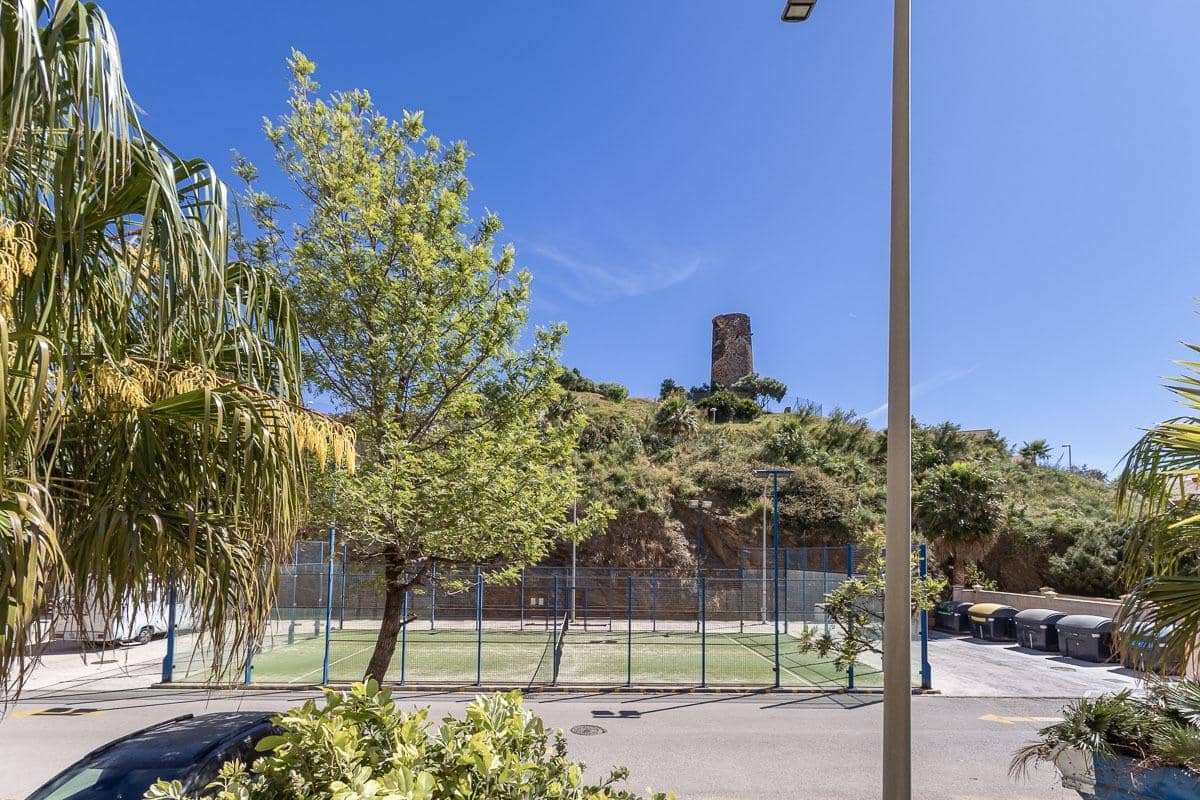 1 makuuhuone Huoneisto myytävänä paikassa Benalmadena mukana uima-altaan 
autotalli - 495 000 € (Ref: 10048258)