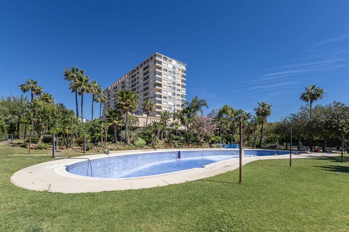 1 makuuhuone Huoneisto myytävänä paikassa Benalmadena mukana uima-altaan 
autotalli - 495 000 € (Ref: 10048258)