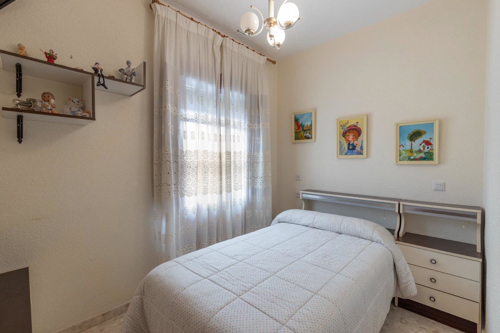 6 sovrum Villa till salu i Granada stad - 625 000 € (Ref: 10048259)