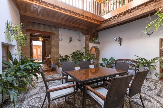 6 makuuhuone Huvila myytävänä paikassa Centro - Sagrario, Granada kaupunki - 625 000 € (Ref: 10048259)