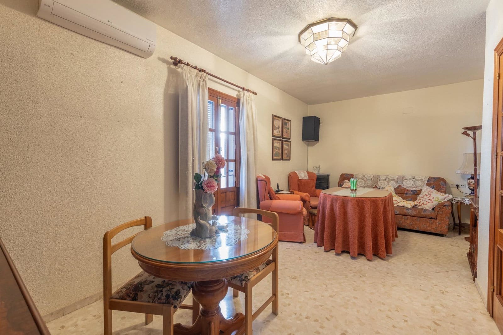6 sovrum Villa till salu i Granada stad - 625 000 € (Ref: 10048259)