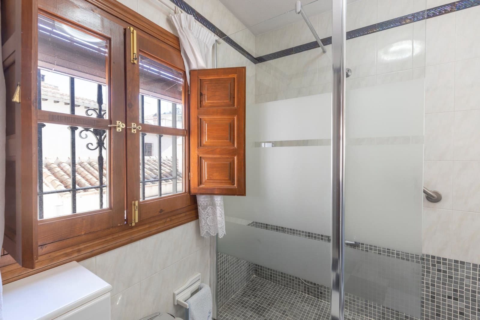 6 sovrum Villa till salu i Granada stad - 625 000 € (Ref: 10048259)