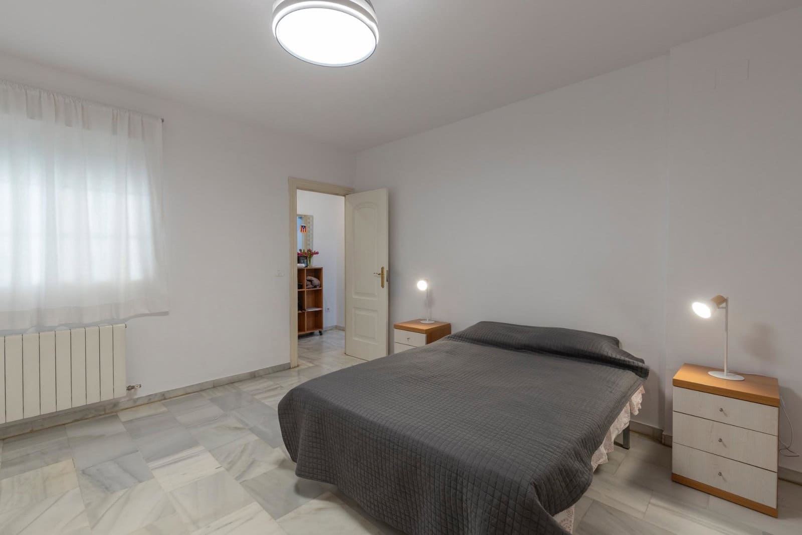 2 bedroom Apartment for sale in Granada city - € 295,000 (Ref: 10048262)