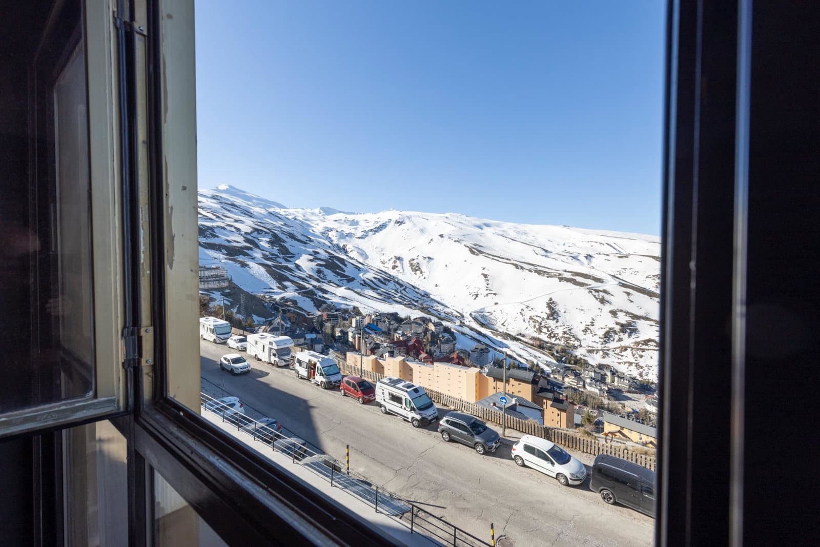 2 soveværelse Lejlighed til salg i Monachil med garage - € 329.000 (Ref: 10048263)