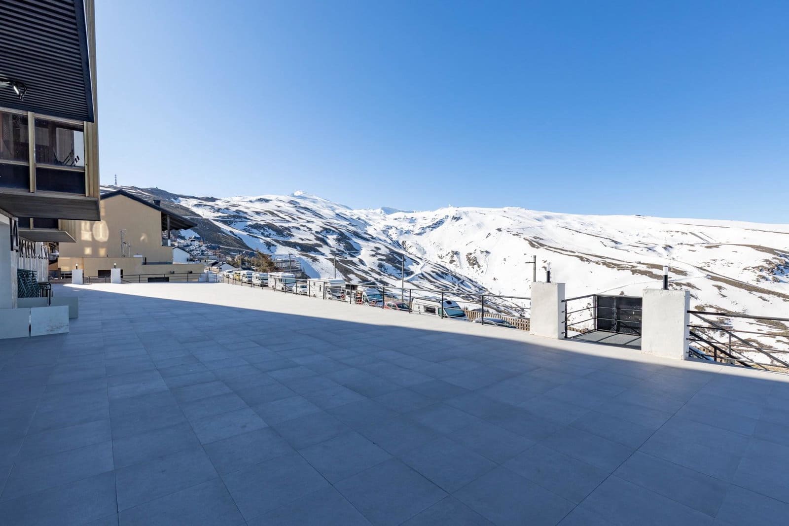 2 soveværelse Lejlighed til salg i Monachil med garage - € 329.000 (Ref: 10048263)