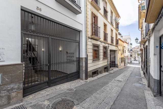 Garage zu verkaufen in Centro - Sagrario, Granada Stadt - 30.000 € (Ref: 10048264)