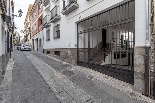 Garage zu verkaufen in Centro - Sagrario, Granada Stadt - 30.000 € (Ref: 10048264)