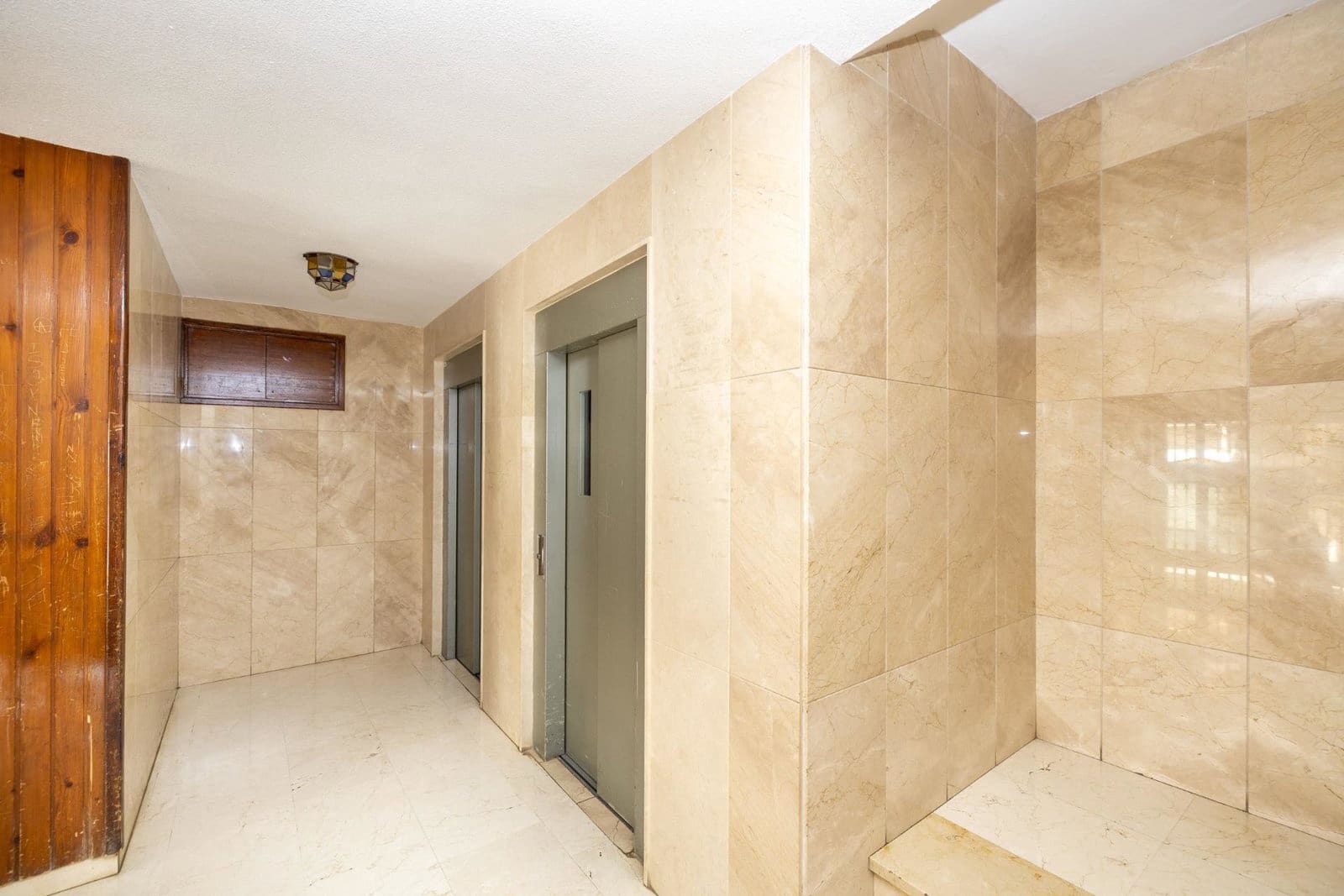 3 slaapkamer Appartement te koop in Granada stad - € 260.000 (Ref: 10048266)