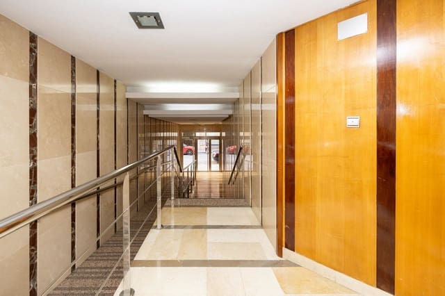 2 Zimmer Apartment zu verkaufen in Centro - Sagrario, Granada Stadt - 245.000 € (Ref: 10091522)
