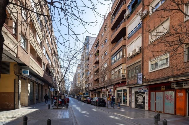 2 Zimmer Apartment zu verkaufen in Centro - Sagrario, Granada Stadt - 245.000 € (Ref: 10091522)