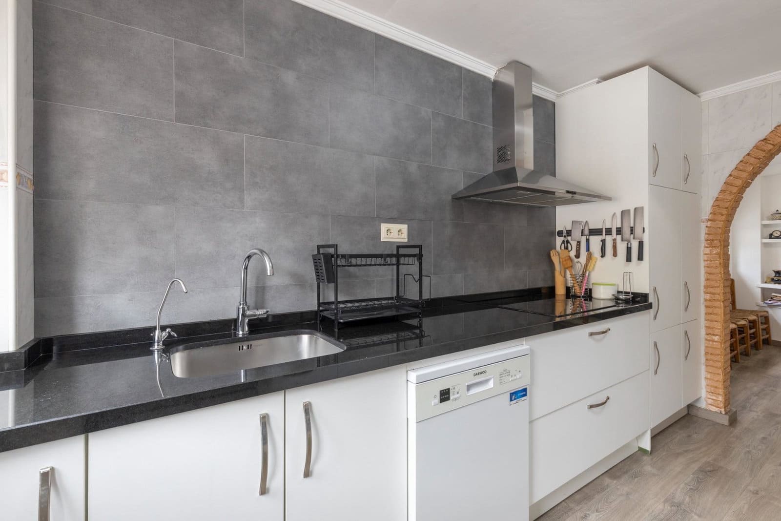 3 soveværelse Rækkehus til salg i Ogijares med swimmingpool garage - € 265.000 (Ref: 10091523)
