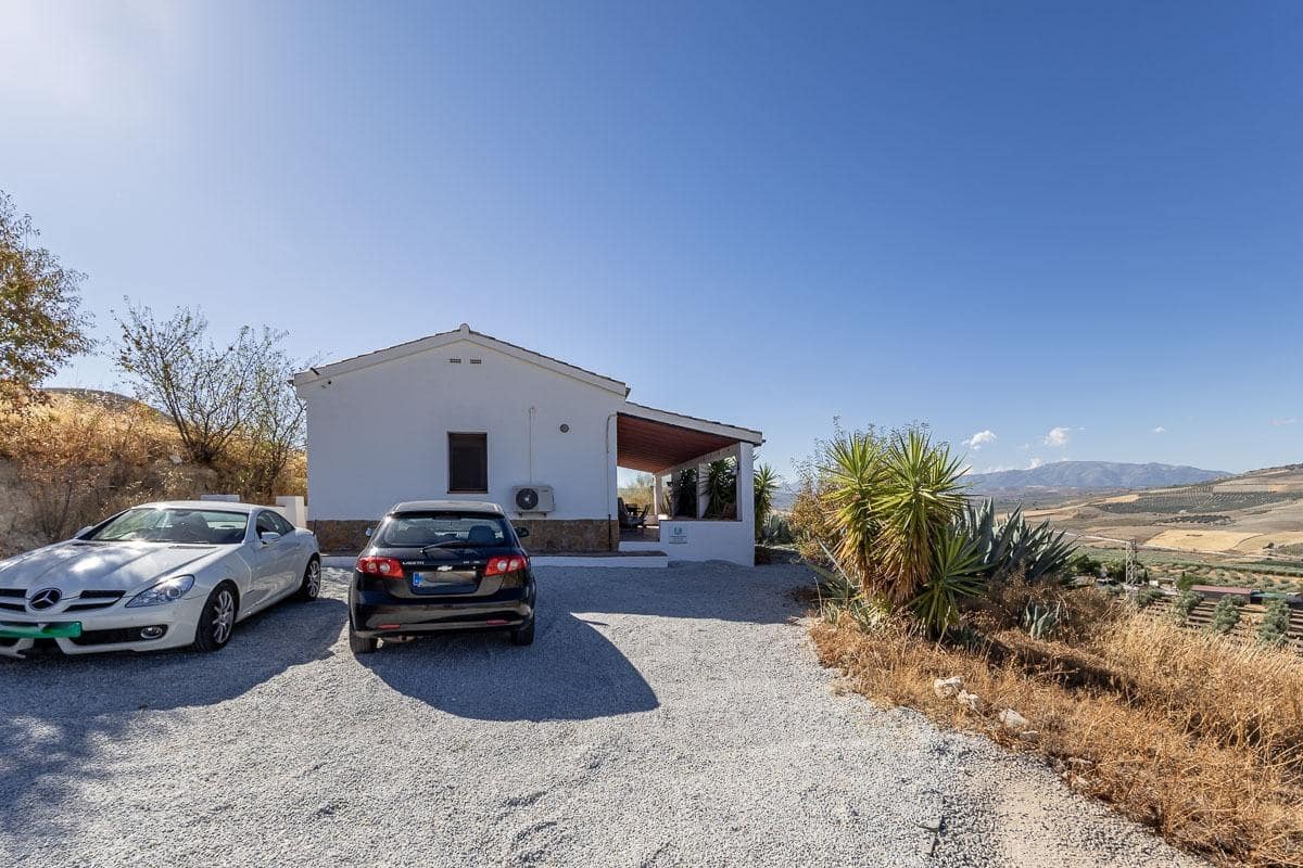 5 quarto Moradia para venda em Alhama de Granada com piscina garagem - 575 000 € (Ref: 10091526)