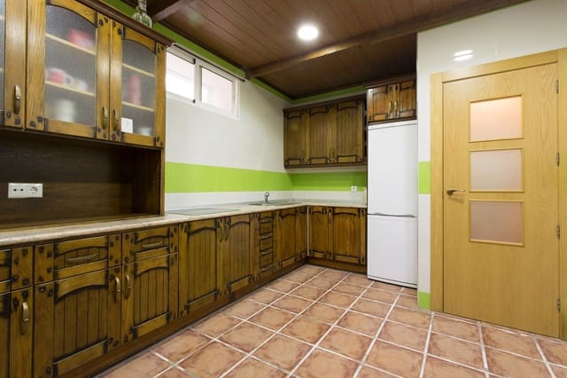 4 quarto Moradia para venda em Alamedilla - 72 000 € (Ref: 10091528)