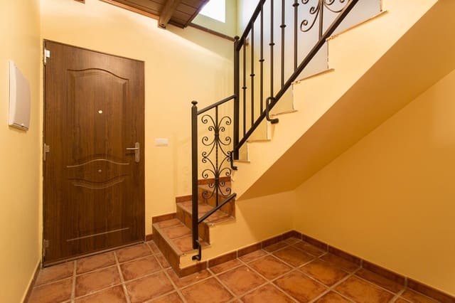 4 quarto Moradia para venda em Alamedilla - 72 000 € (Ref: 10091528)
