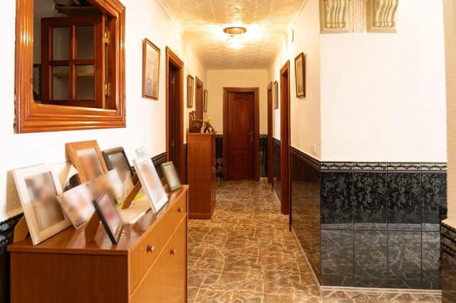 Chalet de 3 habitaciones en Illora en venta - 160.000 € (Ref: 10091531)