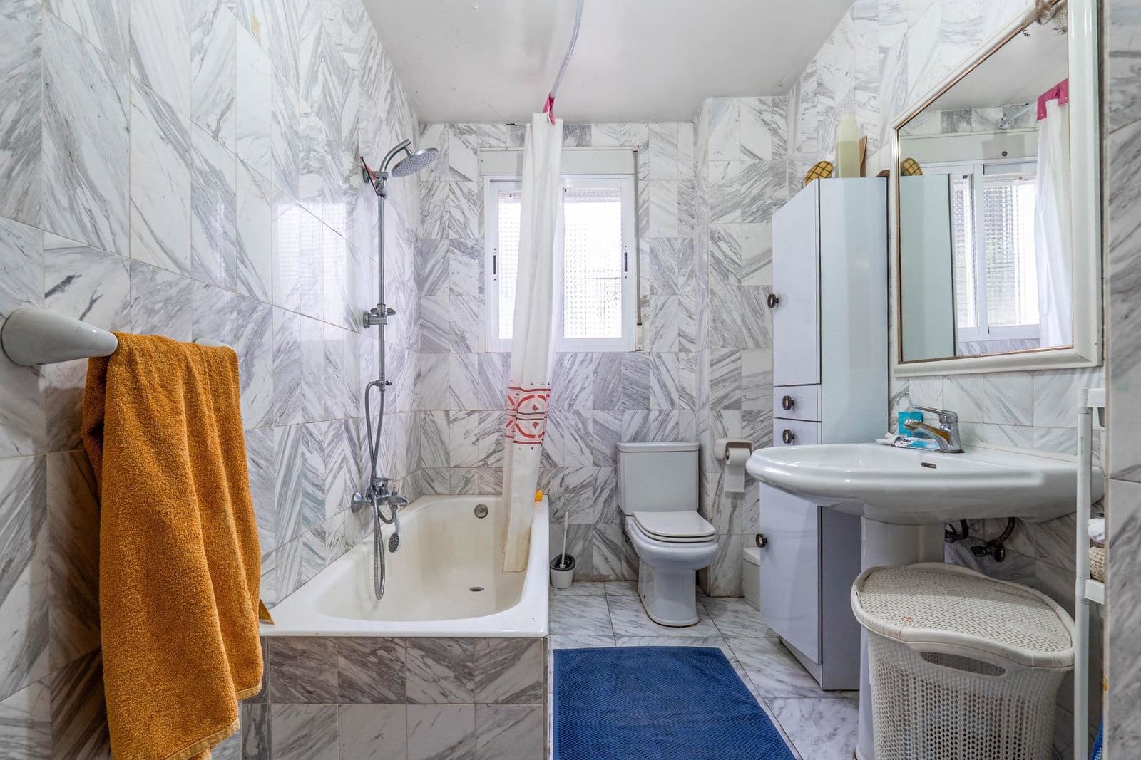 5 camera da letto Villa in vendita in Huetor Santillan con piscina - 215.000 € (Rif: 10098479)
