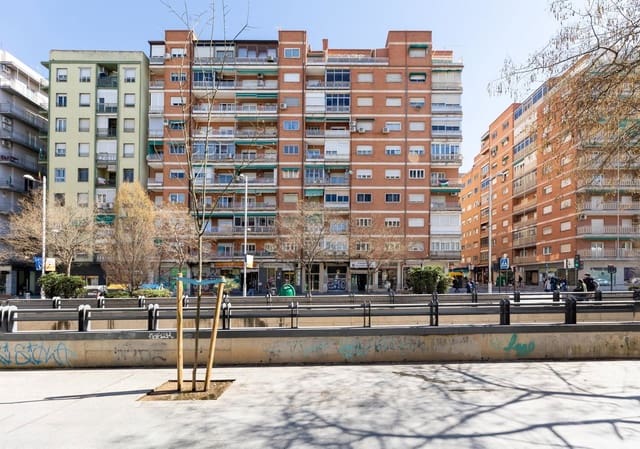 2 sypialnia Apartament na sprzedaż w Centro - Sagrario, Miasto Grenada - 199 000 € (Ref: 10100481)