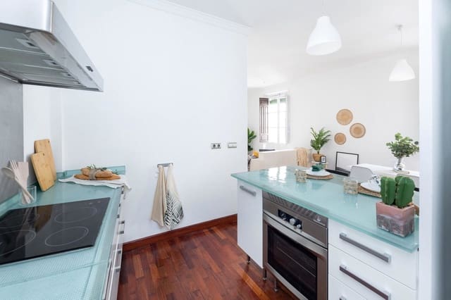 2 sovrum Lägenhet till salu i Centro - Sagrario, Granada stad - 230 000 € (Ref: 10102693)