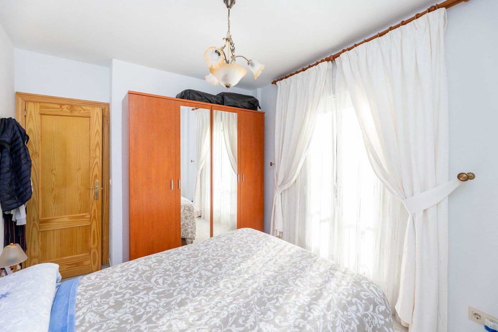 3 bedroom Apartment for sale in Monachil with garage - € 159,900 (Ref: 10102694)