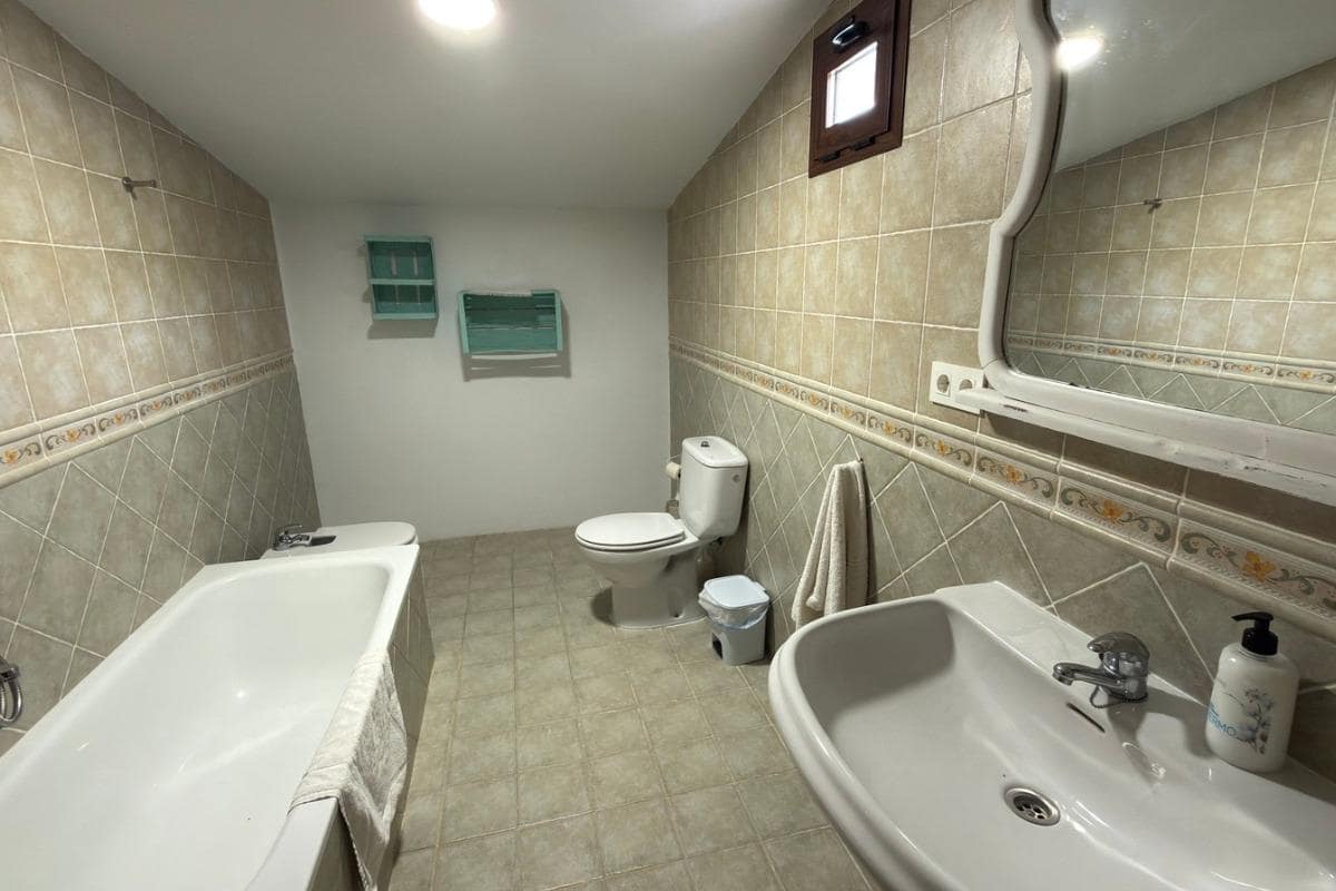4 soverom Villa til salgs i Alhama de Granada med svømmebasseng garasje - € 285 000 (Ref: 10172787)