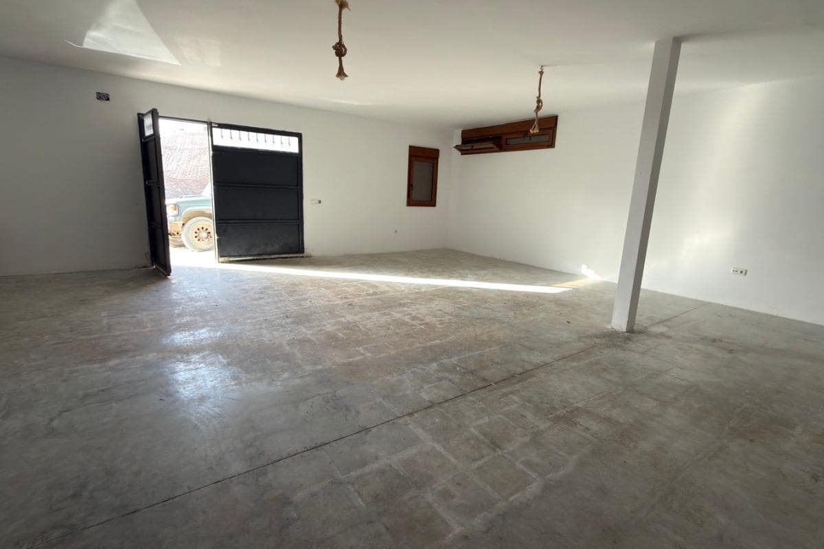 4 soverom Villa til salgs i Alhama de Granada med svømmebasseng garasje - € 285 000 (Ref: 10172787)