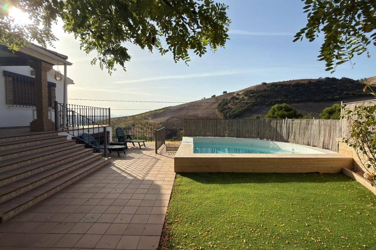 4 soverom Villa til salgs i Alhama de Granada med svømmebasseng garasje - € 285 000 (Ref: 10172787)