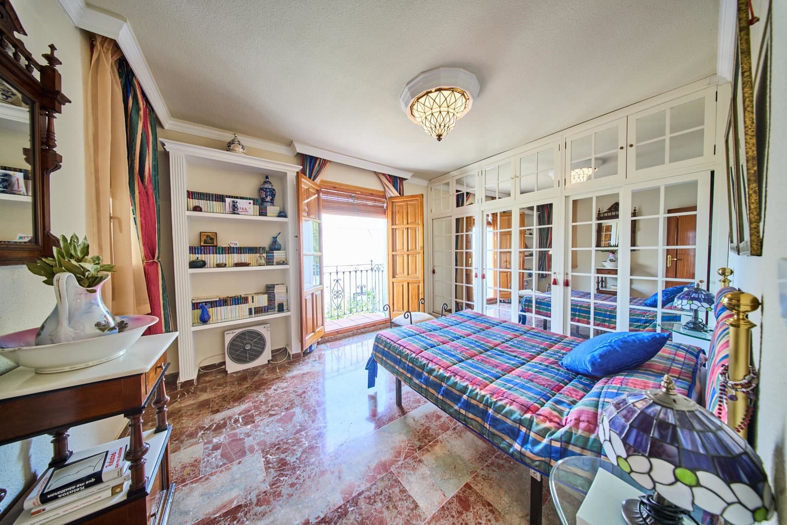 4 camera da letto Villa in vendita in Otura con piscina garage - 342.000 € (Rif: 10174293)