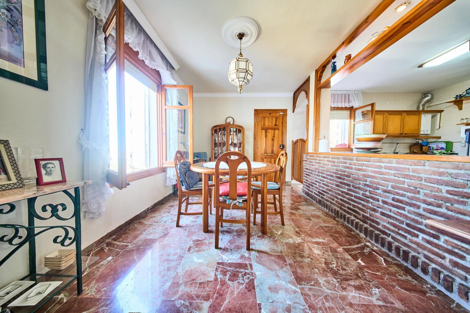 4 camera da letto Villa in vendita in Otura con piscina garage - 342.000 € (Rif: 10174293)