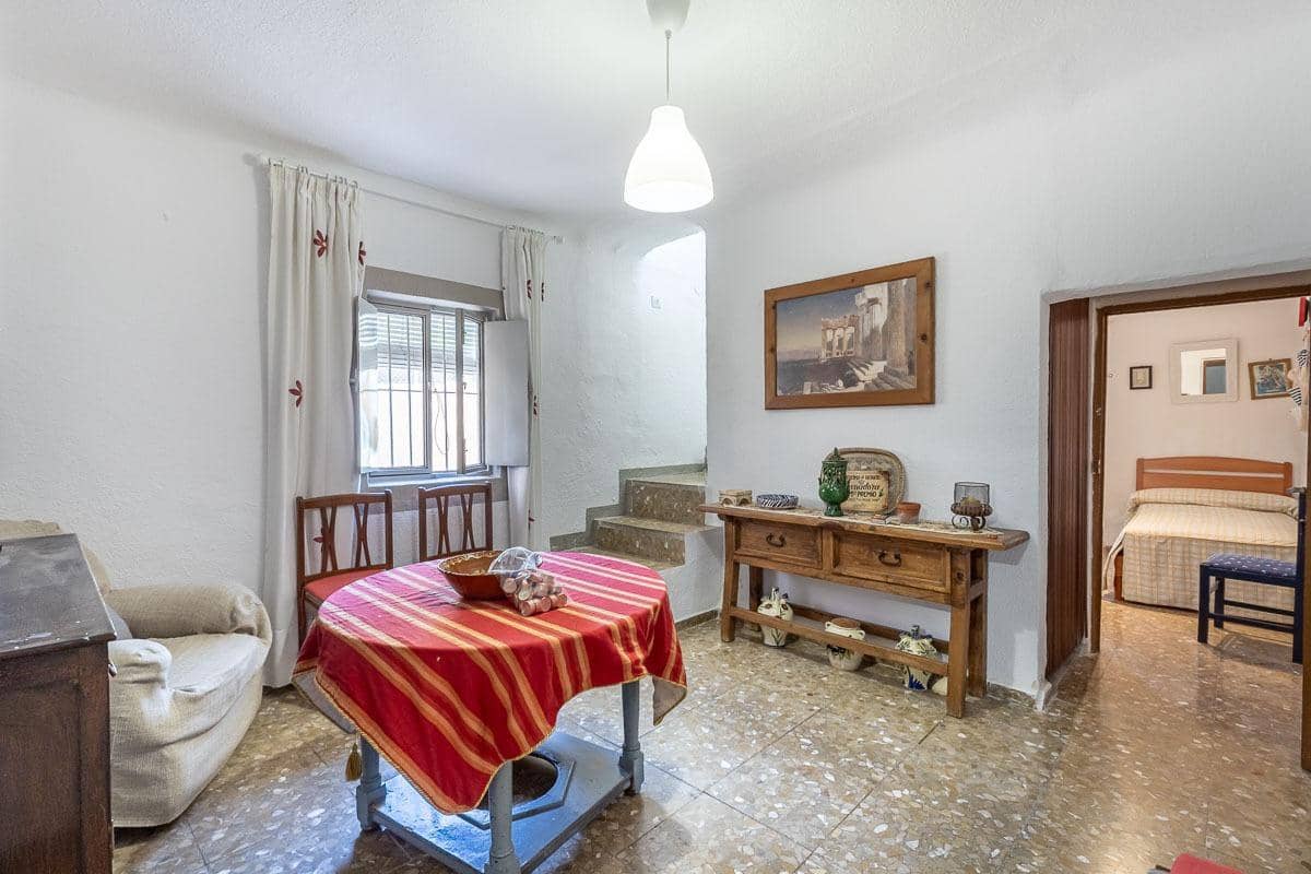 Chalet de 6 habitaciones en Arenas del Rey en venta con garaje - 179.000 € (Ref: 10177256)