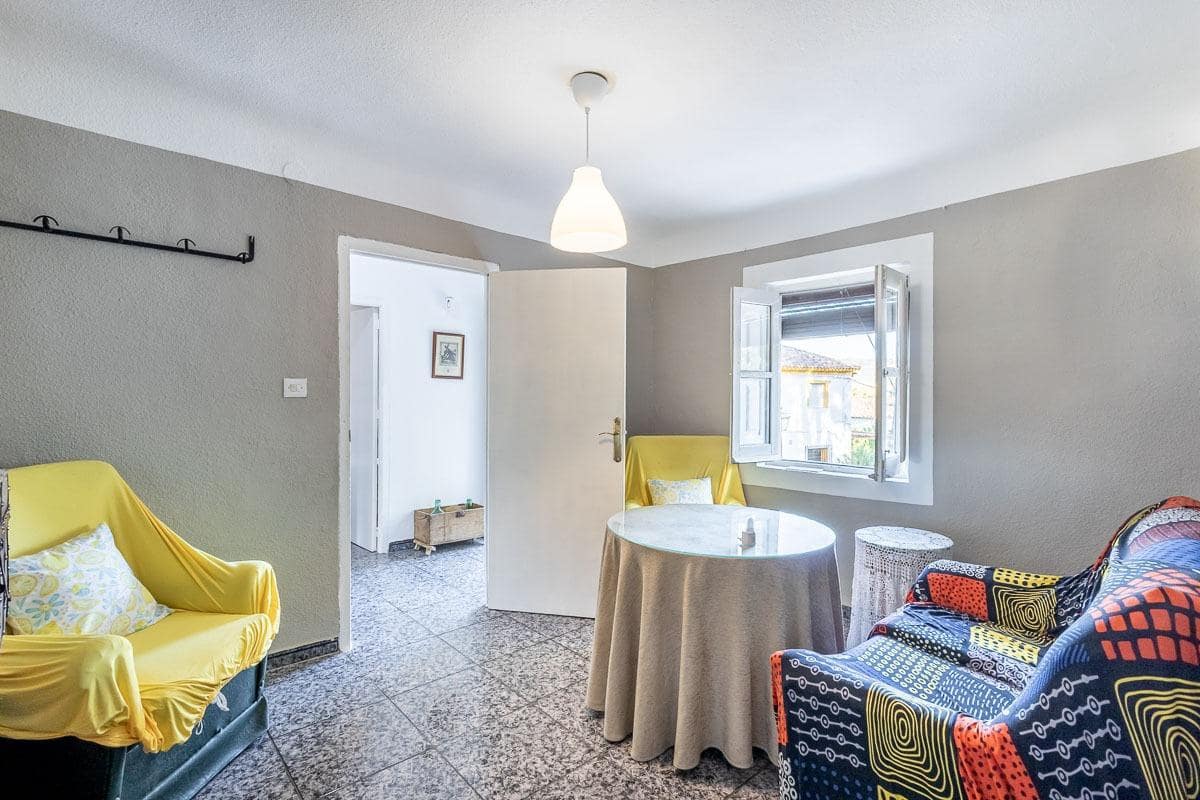 Chalet de 6 habitaciones en Arenas del Rey en venta con garaje - 179.000 € (Ref: 10177256)