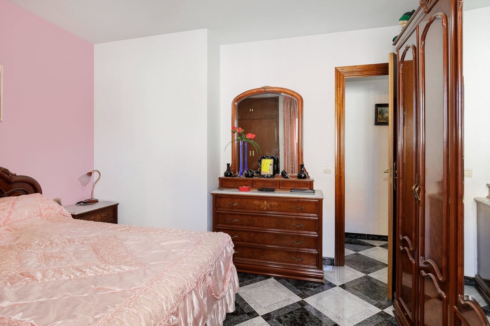 Apartamento de 3 habitaciones en Granada ciudad en venta - 220.000 € (Ref: 10187545)