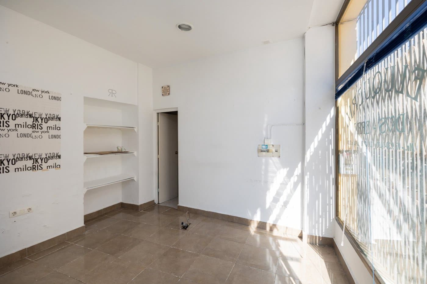 Local Comercial de 5 habitaciones en Alhama de Granada en venta - 249.000 € (Ref: 8184537)