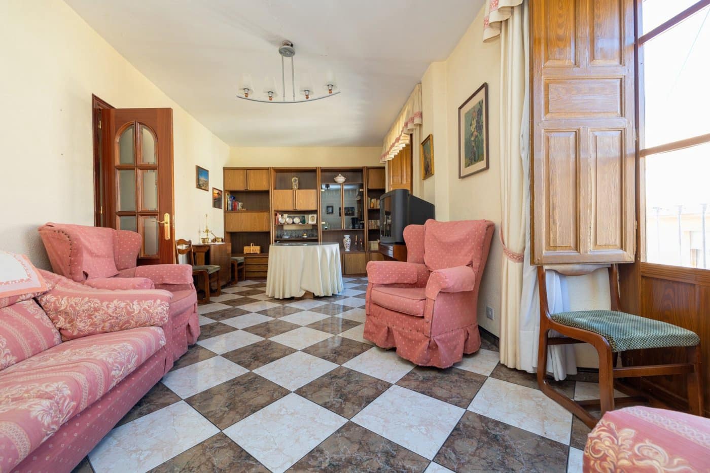 Local Comercial de 5 habitaciones en Alhama de Granada en venta - 249.000 € (Ref: 8184537)