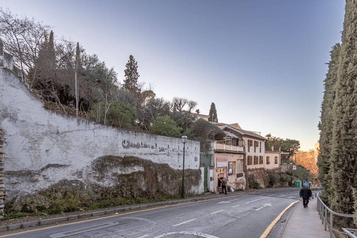 Chalet de 3 habitaciones en Granada ciudad en venta - 700.000 € (Ref: 8184676)