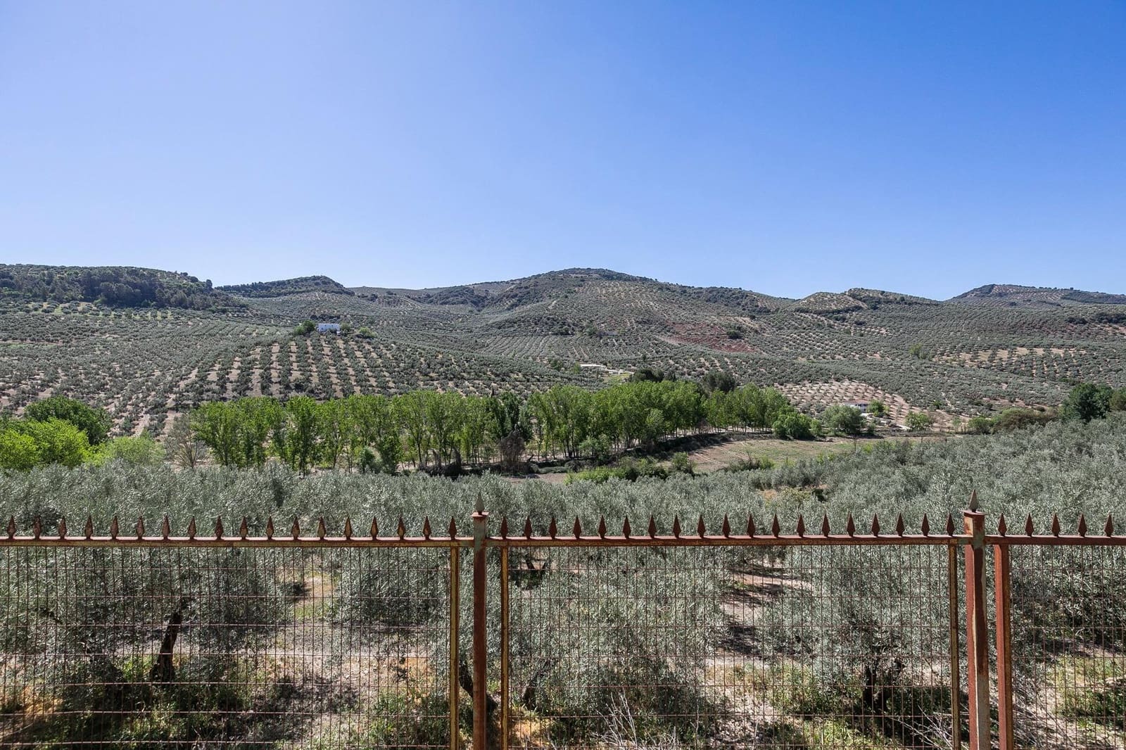 5 bedroom Finca/Country House for sale in Montefrio with pool garage - € 790,000 (Ref: 8184718)