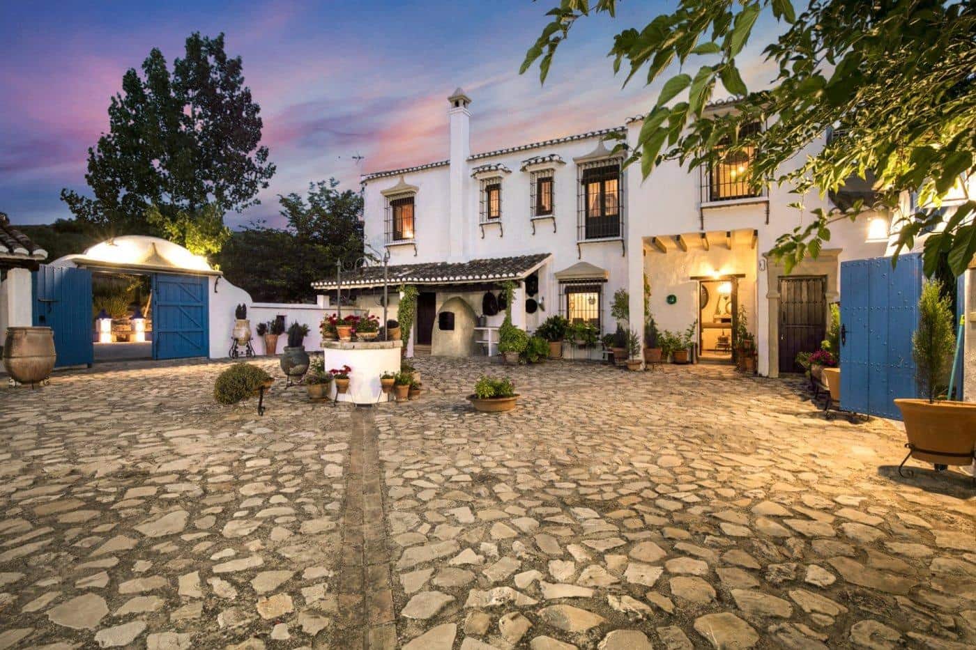 7 Zimmer Villa zu vermieten in Montefrio mit Pool Garage - 3.500 € (Ref: 8184727)