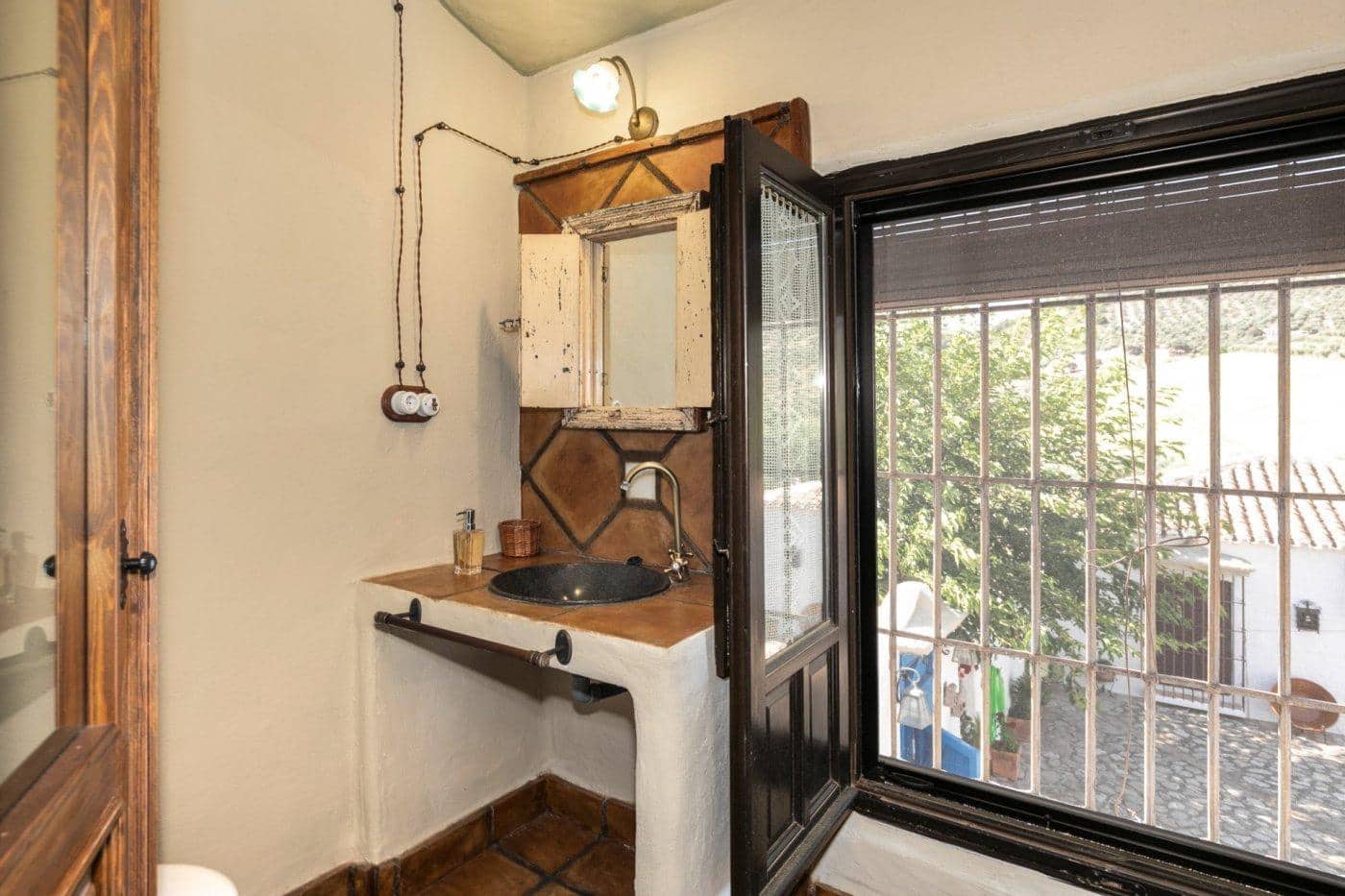 7 Zimmer Villa zu vermieten in Montefrio mit Pool Garage - 3.500 € (Ref: 8184727)