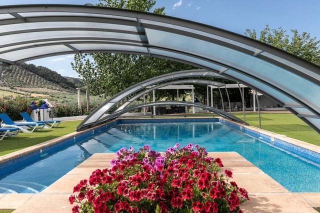 7 quarto Moradia para arrendar em Montefrío com piscina garagem - 3 500 € (Ref: 8184727)