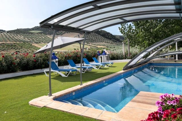 7 quarto Moradia para arrendar em Montefrío com piscina garagem - 3 500 € (Ref: 8184727)