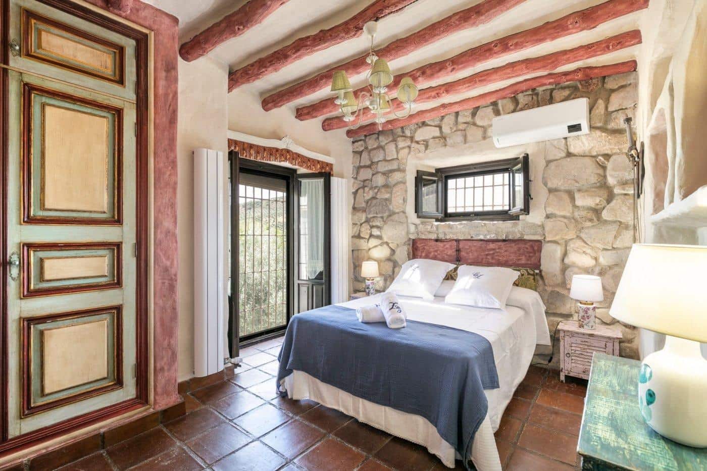 7 Zimmer Villa zu vermieten in Montefrio mit Pool Garage - 3.500 € (Ref: 8184727)