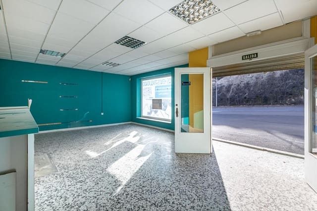 Commercial for sale in Loja - € 125,000 (Ref: 8184800)