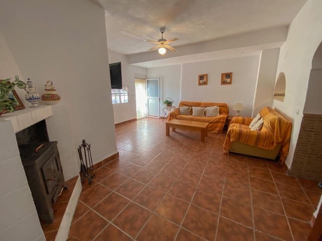 6 sovrum Villa till salu i Jatar med pool - 250 000 € (Ref: 8233246)