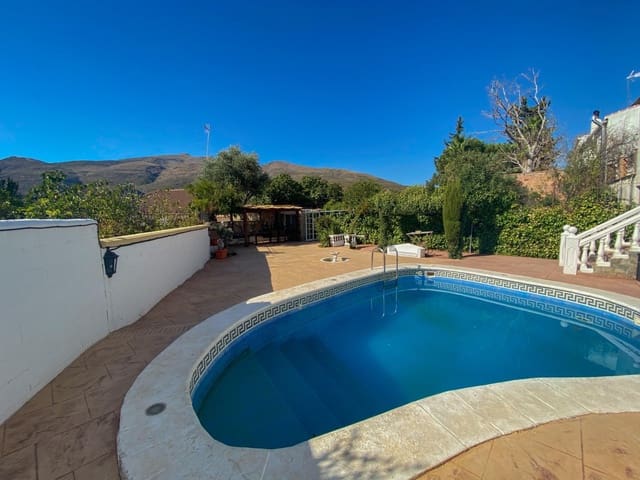 6 sovrum Villa till salu i Jatar med pool - 250 000 € (Ref: 8233246)